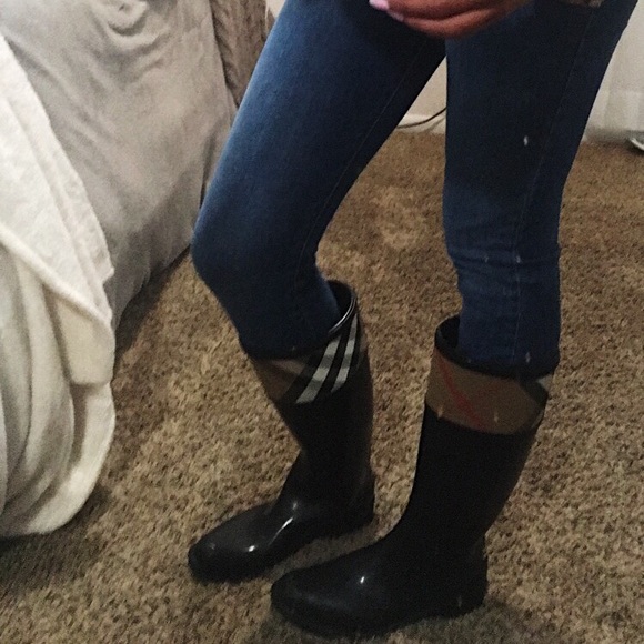 SOLD - Picture 4 of 4